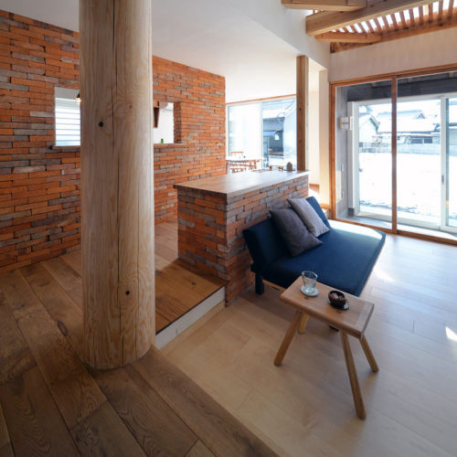 杉と漆喰のパッシブデザインハウス リビング